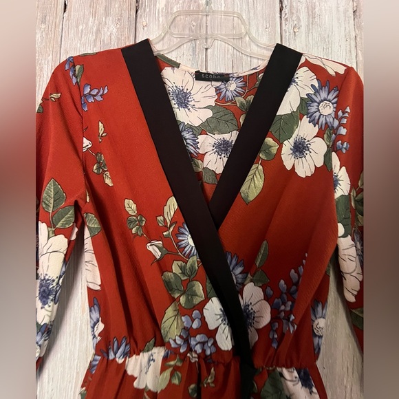 Scobe Floral Dress - Picture 4 of 8